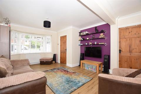 18 Bridge Hill, Epping, CM16 4ER