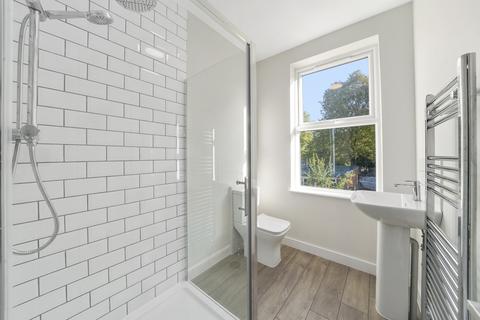 5 Deans Road, London, W7 3QD