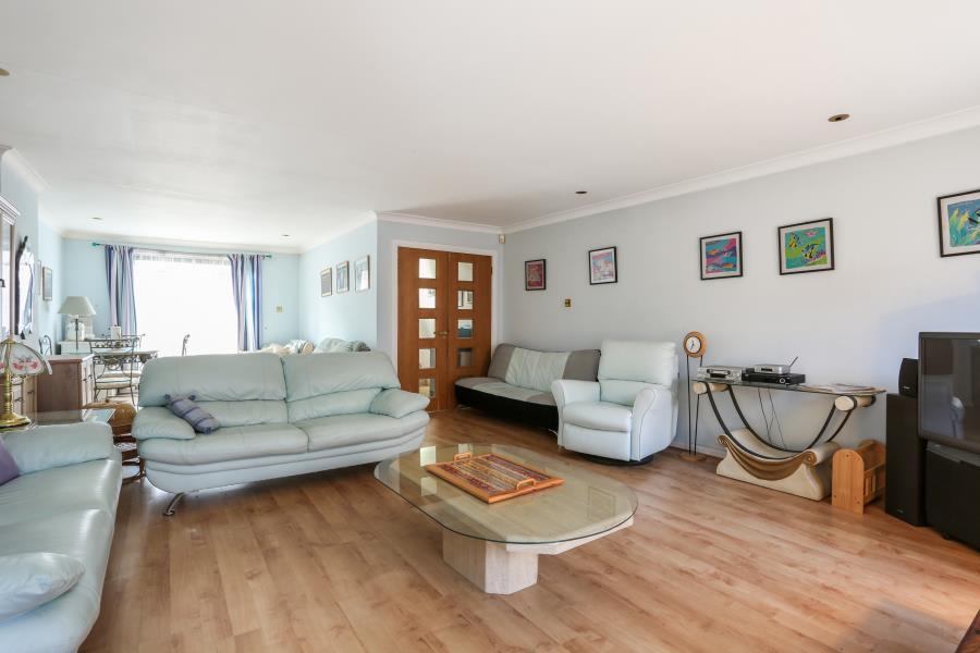 FREEHOLD HOUSE IN WINDSOR WAY, BROOK GREEN, LONDON 4 bed terraced house
