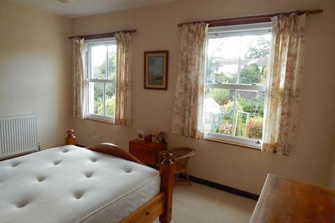 18 Hillside, Colyton, EX24 6NW