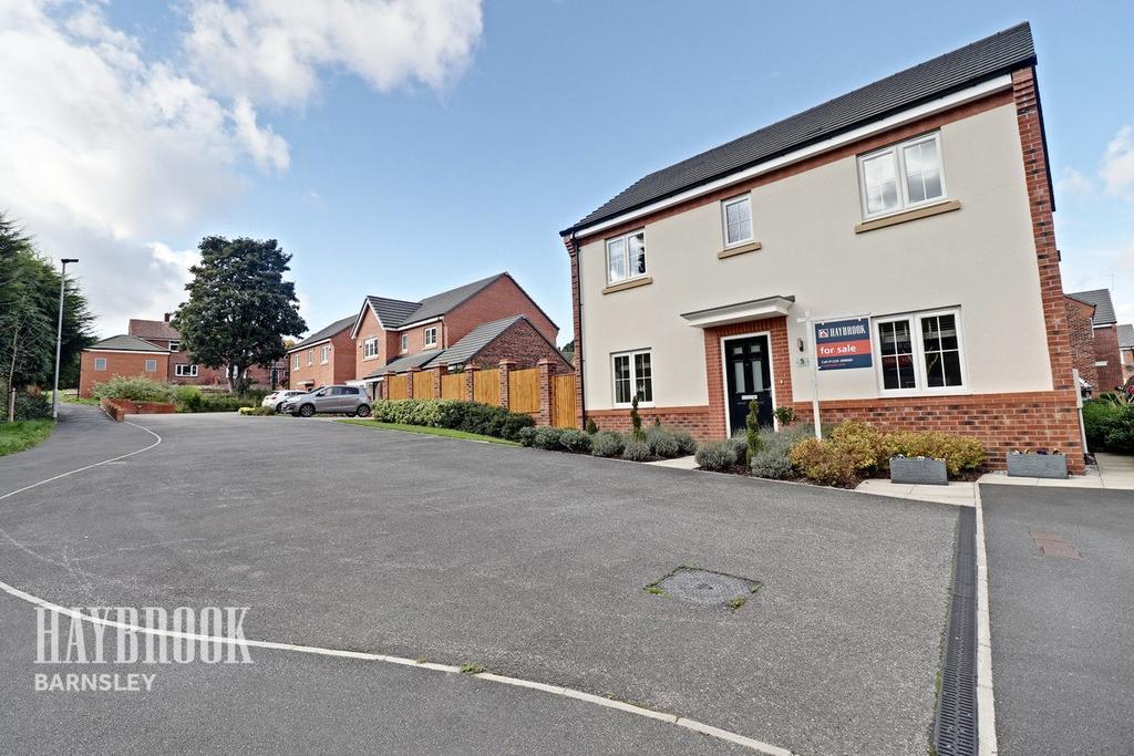 Raley Drive, Barnsley 4 bed detached house £300,000