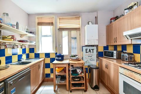 107 Crowther Road, London, SE25 5QS