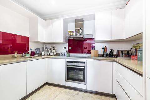 Flat 18, Osiers Court Steadfast Road, Kingston Upon Thames, KT1 1PL