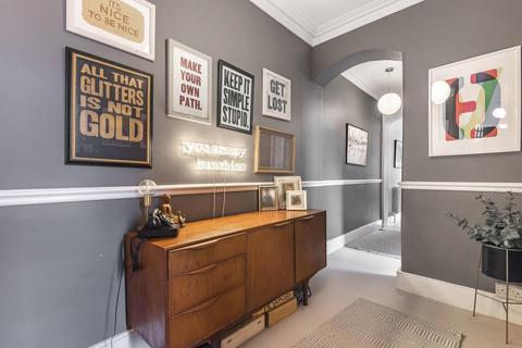 17 Stanton Road, London, SW20 8RL