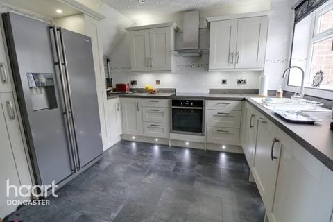 150 Grampian Way, Thorne, Doncaster, DN8 5YW