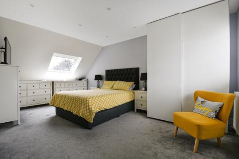 7 Halsbrook Road, London, SE3 8QU
