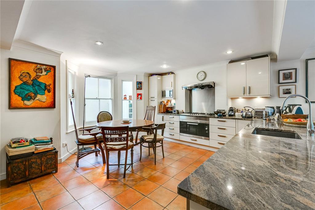 Arundel Terrace, Barnes, London, SW13 4 bed end of terrace house £