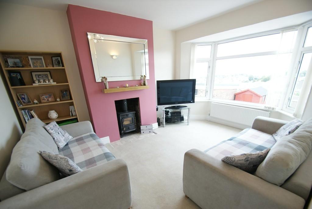 Hillside Road Paignton 2 bed semidetached bungalow £230,000