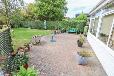 34 Bound Lane, Hayling Island, PO11 9HX