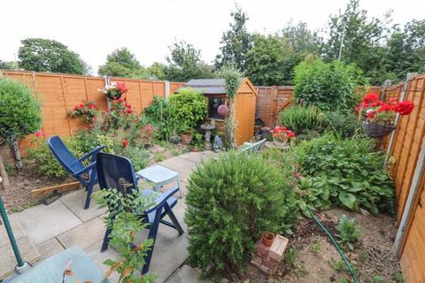 18 Gilbert Mead, Hayling Island, PO11 0RE