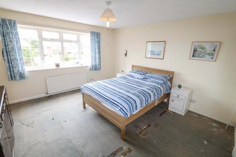 28 Dances Way, Hayling Island, PO11 0JP