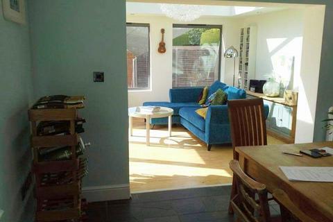 21 Bound Lane, Hayling Island, PO11 9HU