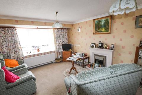 22 Gilbert Mead, Hayling Island, PO11 0RE