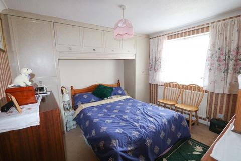 22 Gilbert Mead, Hayling Island, PO11 0RE