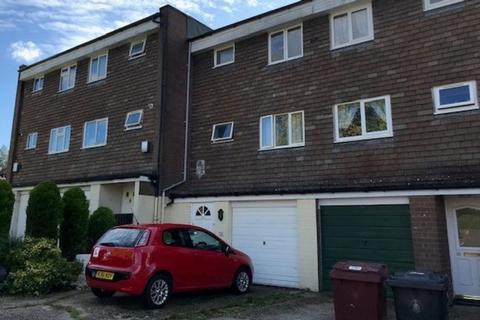 15 Crossfield, Fernhurst, Haslemere, GU27 3JL