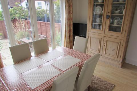 48 Beddington Grove, Wallington, SM6 8LD