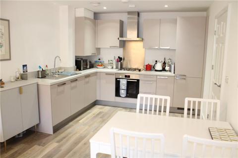2 bedroom apartment to rent, Warwick Avenue, Bedford MK40