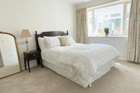 1 Greeb Way, Perranuthnoe, Penzance, TR20 9NN