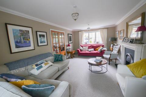 18 Cullcott Close, Yoxford, Saxmundham, IP17 3GZ