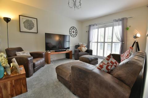 8 Heather Close, Tutbury, Burton-on-trent, DE13 9PP