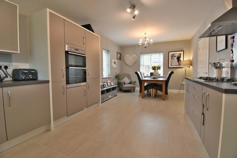 8 Heather Close, Tutbury, Burton-on-trent, DE13 9PP