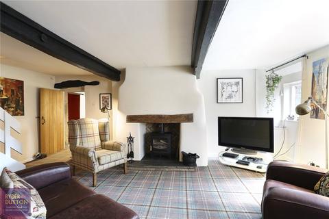 14 - 16 Church Fields, Dobcross, Oldham, OL3 5AB