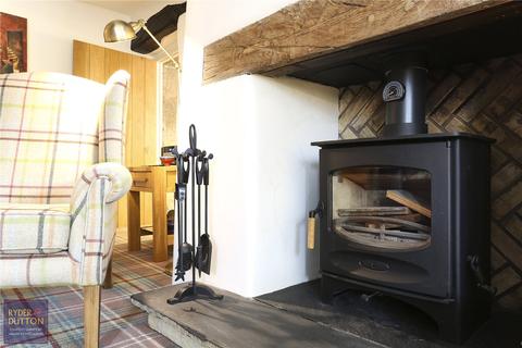 14 - 16 Church Fields, Dobcross, Oldham, OL3 5AB