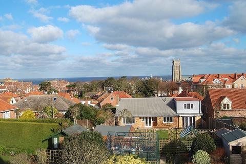 8 Arbor Road, Cromer, NR27 9DW