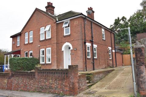 27 Belstead Road, Ipswich, IP2 8AU