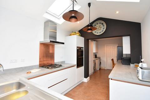 27 Belstead Road, Ipswich, IP2 8AU