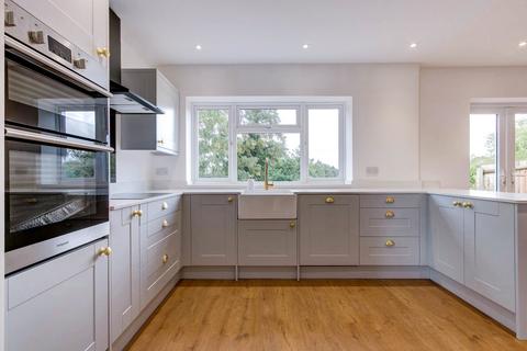 48a Church Road, Astwood Bank, Redditch, B96 6DD