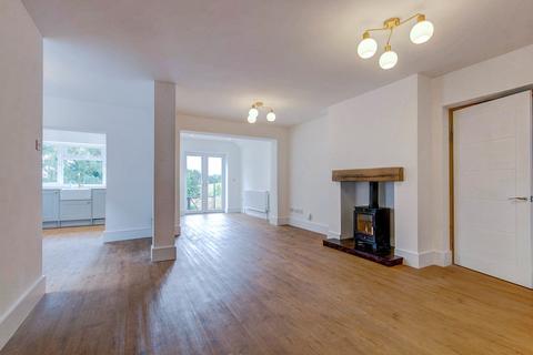 48a Church Road, Astwood Bank, Redditch, B96 6DD