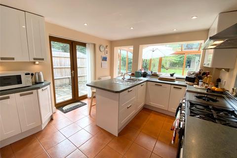 80 Barkham Ride, Finchampstead, Wokingham, RG40 4ET