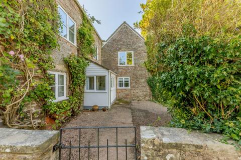 5 bedroom cottage for sale, Upton Bishop With Outbuildings