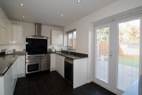 21 Breeze Close, Thornton-cleveleys, FY5 2WH