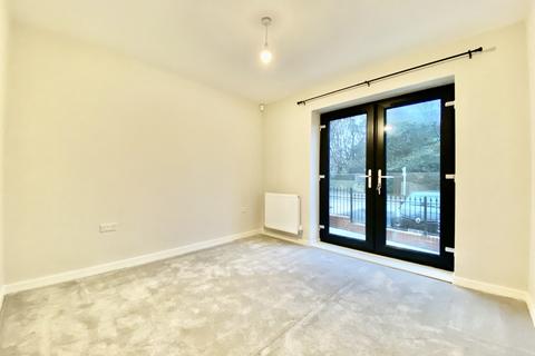 2 bedroom apartment to rent - Green Quarter , Cross Green Lane, Leeds