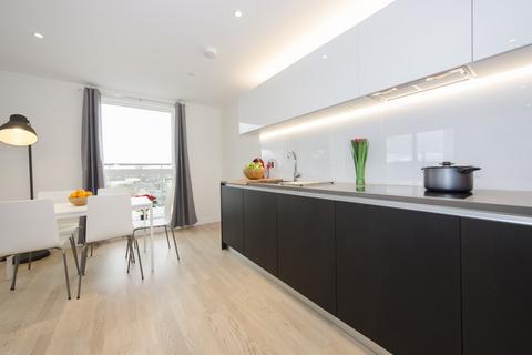 2 bedroom apartment for sale, Masson House, Pump House Crescent, Brentford