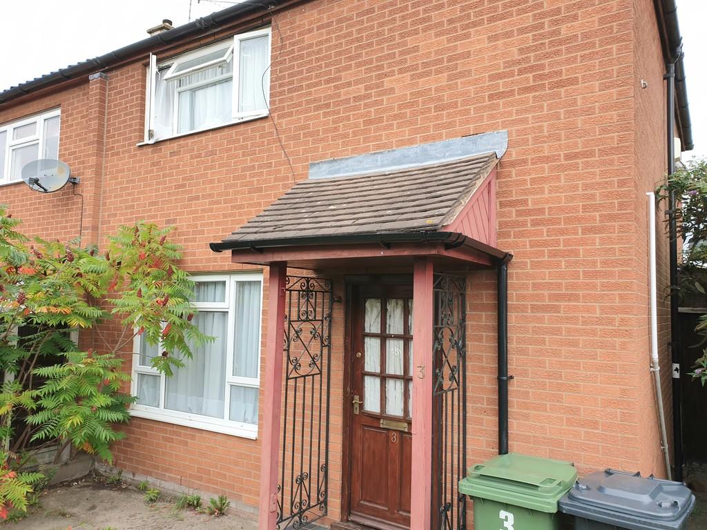 Troutbeck Drive, Worcester 2 bed semidetached house £120,000