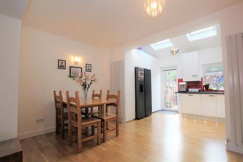 63 Denham Crescent, Mitcham, CR4 4LZ