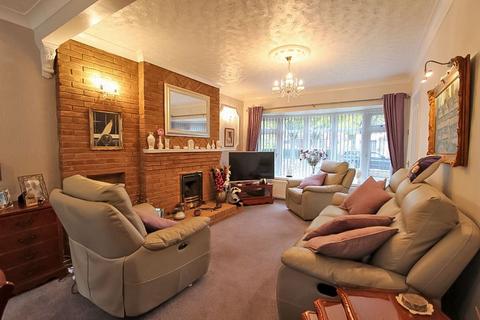 43 Broad Lane North, Willenhall, WV12 5UH