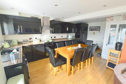 43 Green Lane, Luton, LU2 8AT