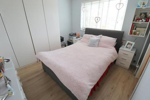 43 Green Lane, Luton, LU2 8AT