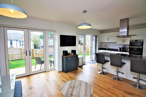 14 Elm Walk, Portishead, Bristol, BS20 6SX
