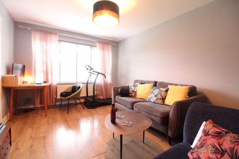 5 Canterbury Close, Luton, LU3 2QY