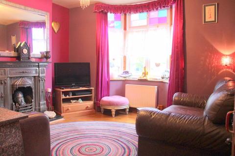 86 Fruen Road, Feltham, TW14 9NR