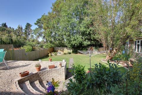 67 Whiterow Park, Trowbridge, BA14 0EQ