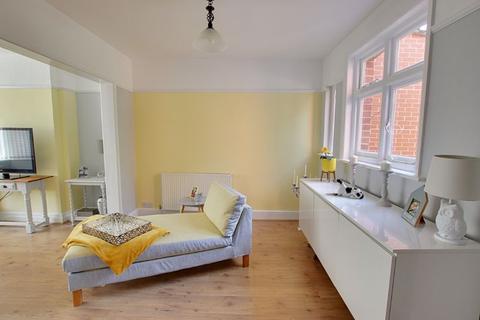 67 Whiterow Park, Trowbridge, BA14 0EQ