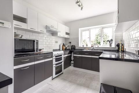 46 Worcester Park Road, Worcester Park, KT4 7QD