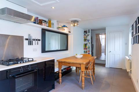 6 Prospect Road, Long Ditton, Surbiton, KT6 5PY