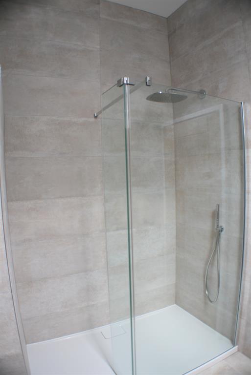 En-suite Shower